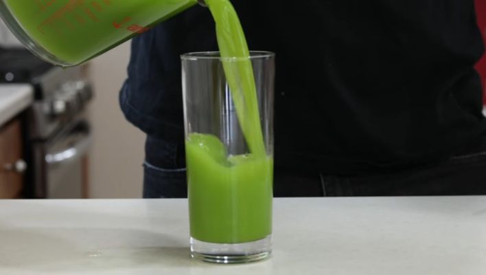 Celery juice ready to drink